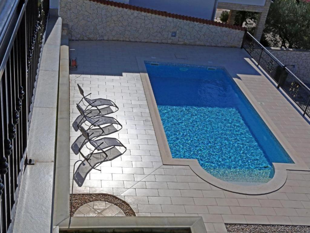 Lovely Apartment With Beautiful Pool プリモシュテン エクステリア 写真