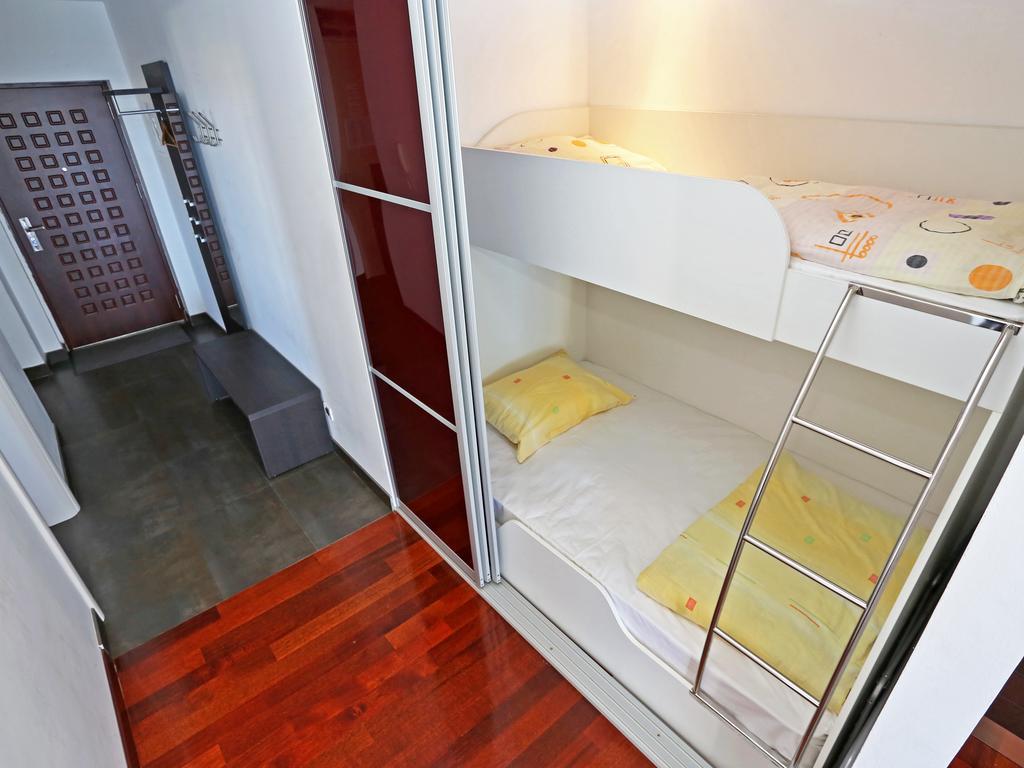 Lovely Apartment With Beautiful Pool プリモシュテン エクステリア 写真
